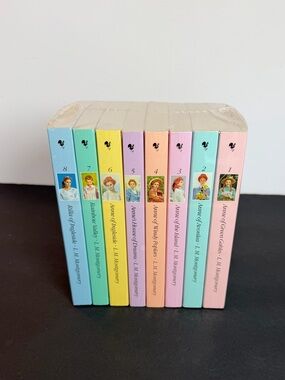 Anne of Green Gables Books Lot of 8 L.M. Montgomery Classics Chapter NEW